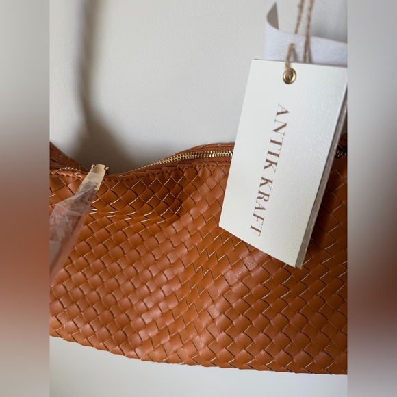 Viral Antik Kraft Brown Braided Woven Shoulder Bag - Picture 3 of 4